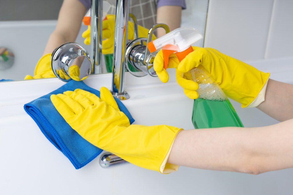 cleaning services in kaloor3